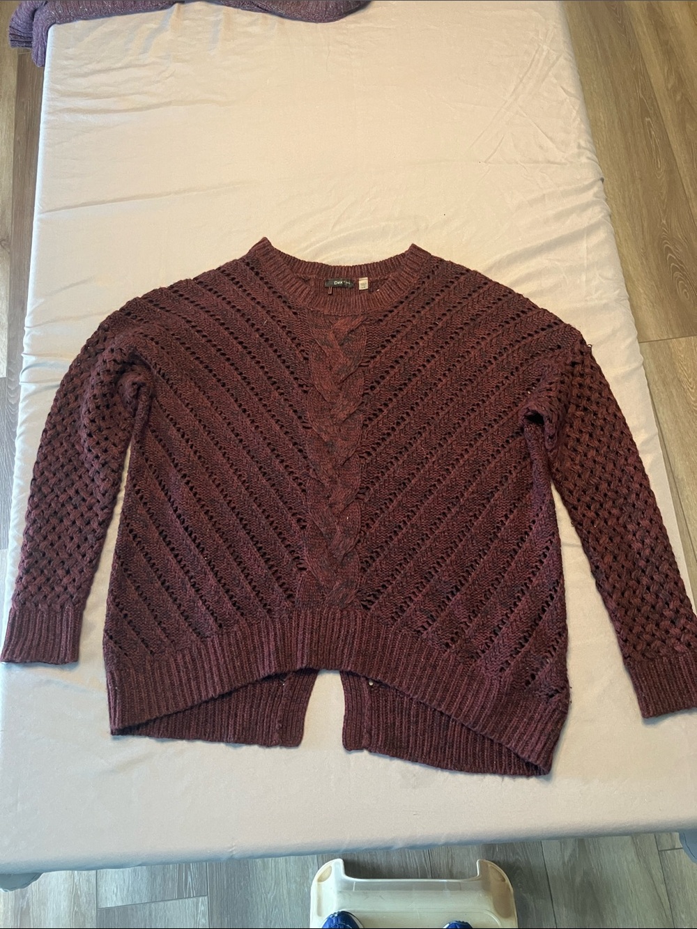 Dex Openwork Cable Crewneck Sweater - Wine
